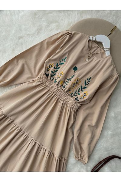 Butik Rowena Dress