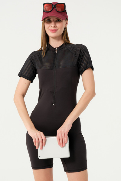 İYİBU Kadın Fermuarlı Şortlu Yüzücü Mayosu – Göğüs Pedli, Çizgili Tül Detaylı...