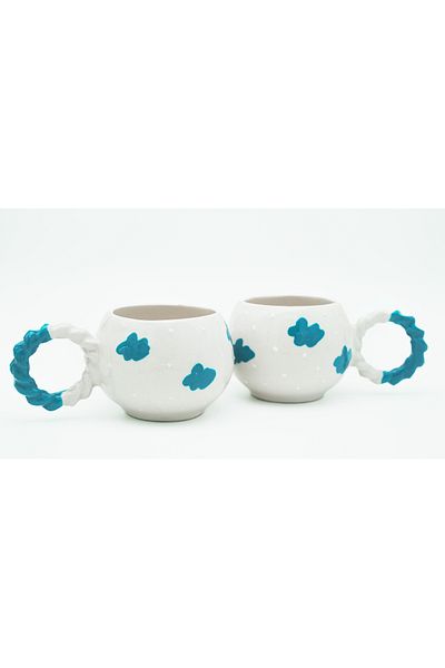 SeraCEY 2' Li Knitted Handle Bubble Cloud Patterned Hand Embroidered Ceramic Mug