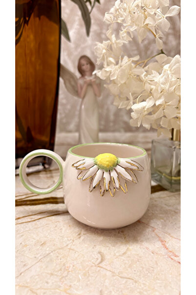 Port Aksesuar Papatya Tasarımlı 24k Altın Dekorlu El Yapımı Seramik Mug 220ml