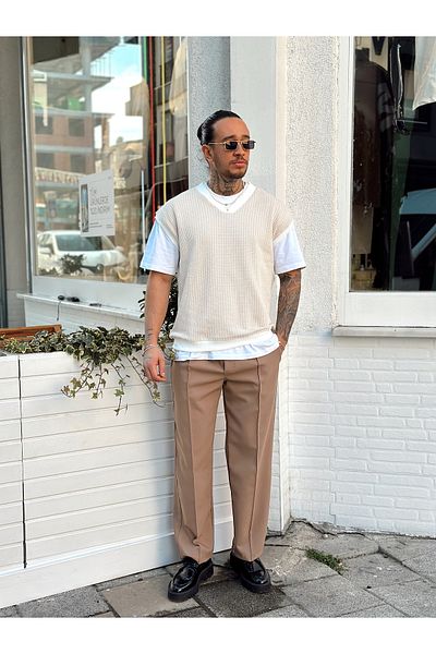 manch collection Oversize Sweater - Cream Color