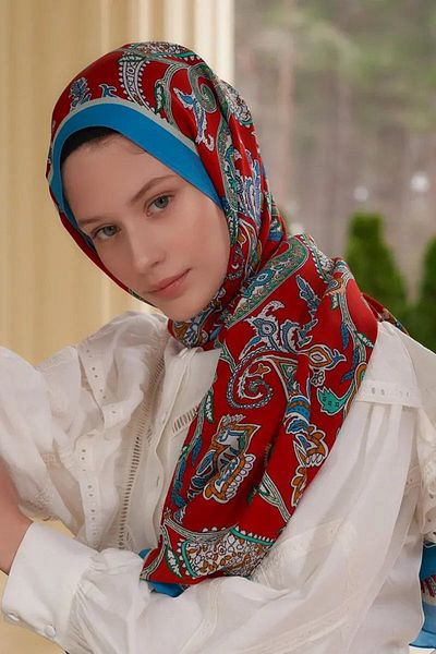 ED Scarf Heritage Alâ Shawl - Red