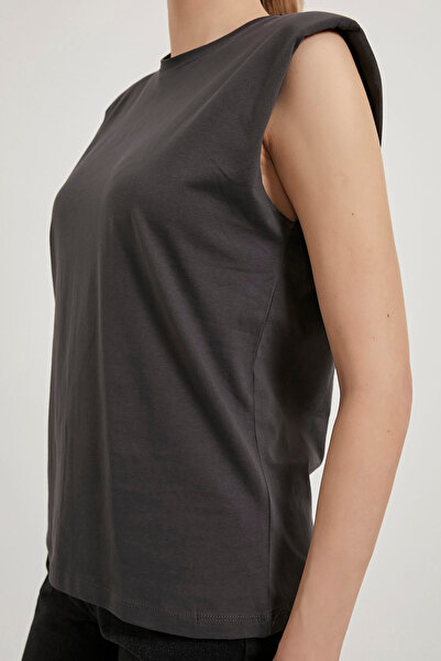 Arma Life Women's Sleeveless Padded Crew Neck Smoked T-Shirt