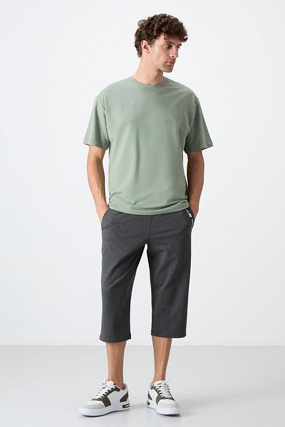 TOMMY LIFE Anthracite Melange Standard Mold Classic Leg Men's Capri with Front Pocket Detail - 83092