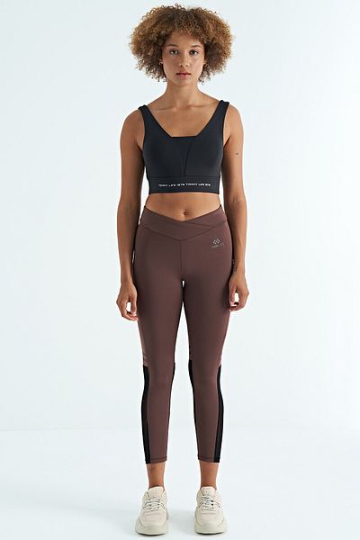 TOMMY LIFE Bustieră pentru femei din țesătură de scufundări slim fit cu imprimeu text negru - 97271