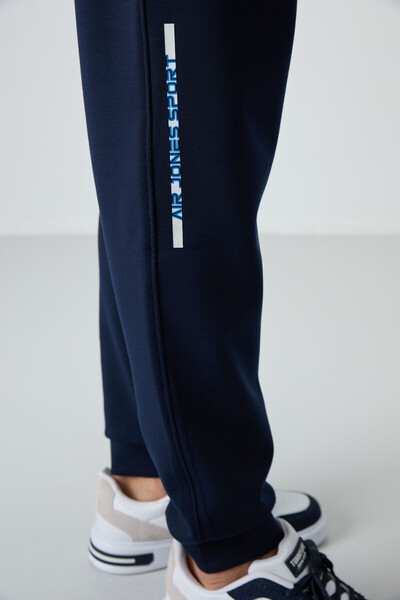 AIR JONES Cotton Ecru and Navy Comfort Fit Printed Men's Tracksuit Set - 85239