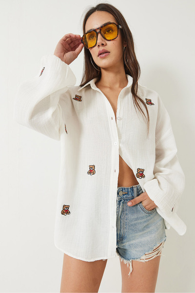 Bianco Lucci Women's Teddy Embroidered Oversize Cotton Shirt with Elastic Sleeves 2060 60283011