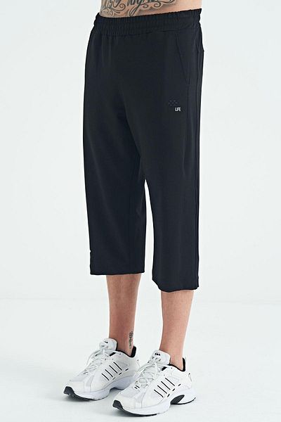 TOMMY LIFE Capri pentru bărbați cu broderie cu logo negru, cu detalii standard, - 83100