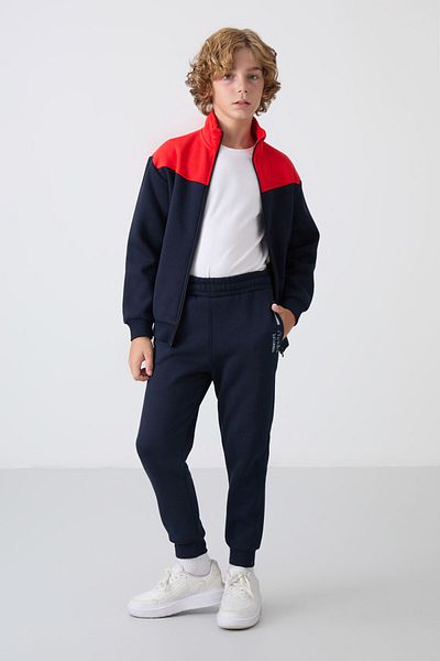 TOMMY LIFE Σετ φόρμας για αγόρια με κέντημα - Navy, βαμβακερό, χοντρό τρίχωμα εσωτερικά, απαλή υφή, τυπική εφαρμογή - 11