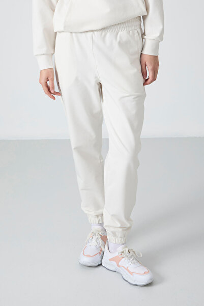 TOMMY LIFE Γυναικεία αθλητική φόρμα εκρού με κουκούλα Kangaroo Pocket Oversize Rubber Leg - 95288