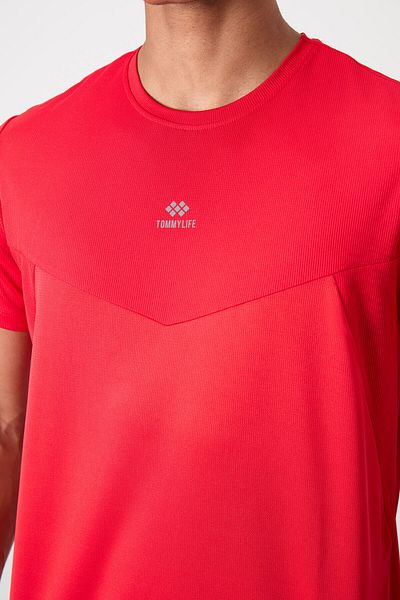 TOMMY LIFE Red Breathable Textured Thin Flexible Standard Fit Men's Performance T-Shirt - 88391