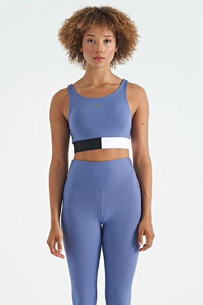 TOMMY LIFE Bustieră pentru damă, cu culoarea liliac, cu logo-ul blocat, slim-fit cu nervuri - 97275