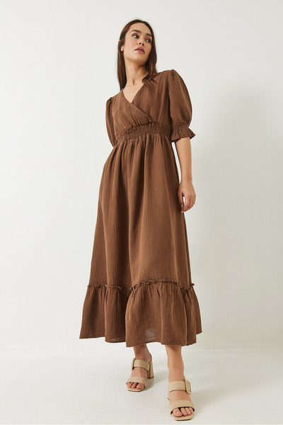 Bianco Lucci Γυναικείο μακρύ φόρεμα με διπλό στήθος με λαιμόκοψη και ελαστική μέση 3018 60283012