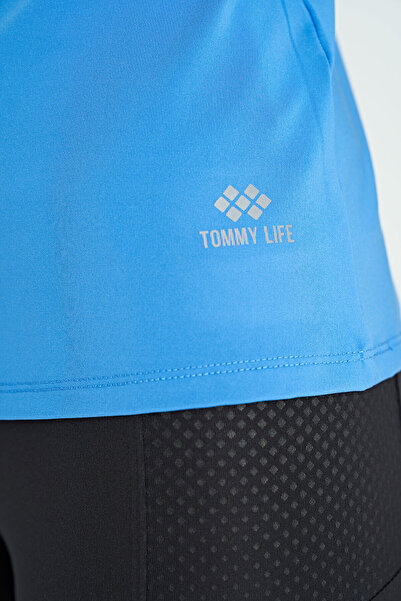 TOMMY LIFE Saks Women's Sports Undershirt - Double Straps and Back Detail, Standard Fit - 97258