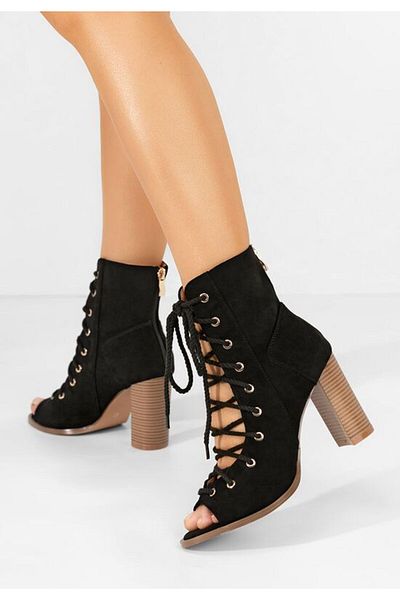 B T Shoes Black Joellen chunky heel ankle boots