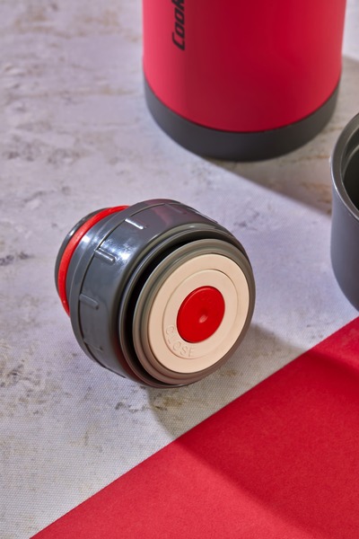 Cooker 750ml Çift Kat Paslanmaz Çelik Termos – Sızdırmaz, Çift Kapak Sistemi, 12 Saat Sıcak 24 Saat Soğuk