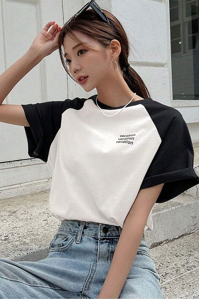 Know Vocation Piece Single Jersey T-Shirt - Λευκό μαύρο με στάμπα Oversize κοντομάνικο μπλουζάκι με λαιμόκοψη
