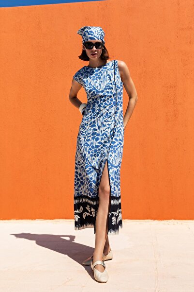 KAMEYA ÇİÇEK DESENLİ YIRTMAÇLI ELBİSE 25S40715