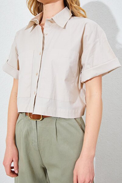 TENA Women's Stone Double Pocket Low Sleeve Crop Shirt