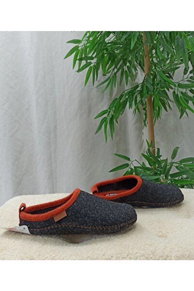 GEZER 14771 Sessiz Kaydırmaz Taban Keçe Unisex Ev Ve Misafir Terliği