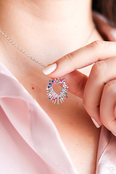 ATALYA ACCESSORY قلادة نسائية من الفولاذ بتصميم قلب لامع وحجر ملون