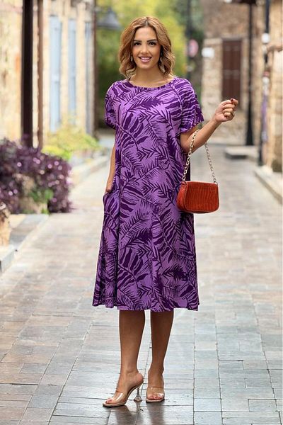 Nevin Kaya Moda Rochie mov cu model Spike