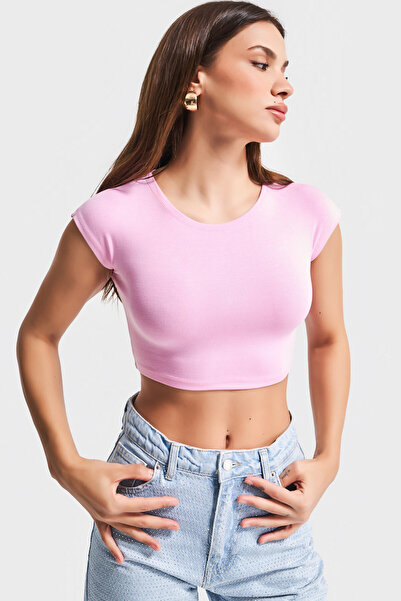 its basic Women's Pink Color Stretchy Fabric Crew Neck Crop Body