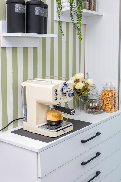 Zilan Εγχειρίδιο ZLN2992 Κρέμα, 15 Bar, 1,25 l, 1100W, Ρετρό Σχεδιασμός