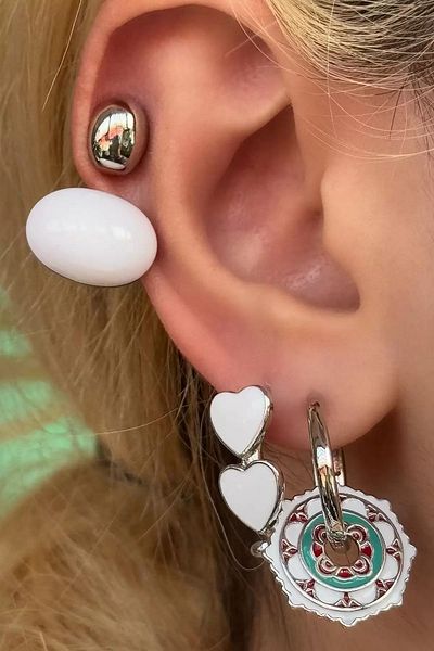 CAŞ DEKORASYON Silver Color Heart Figured Earrings Set of 3