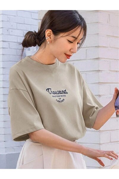 WEARTEX Women's Thousand Printed Crew Neck Oversize Basic T-Shirt