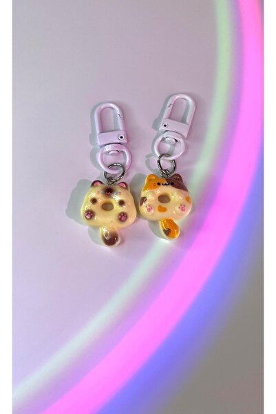 Silay mağaza 2 pcs Donut Cat Keychain cream color Cats