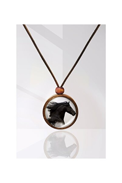 Tahtakolik قلادة خشبية على شكل حصان