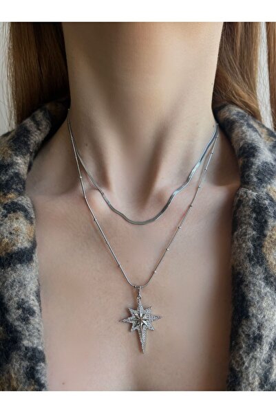 Bijou Luz قلادة من الفولاذ بسلسلة مزدوجة من حجر الزركون الفضي