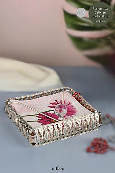 MCA Deerhome Deerhome Luxury Metal Mirrored Square Napkin Holder Crystal Knob
