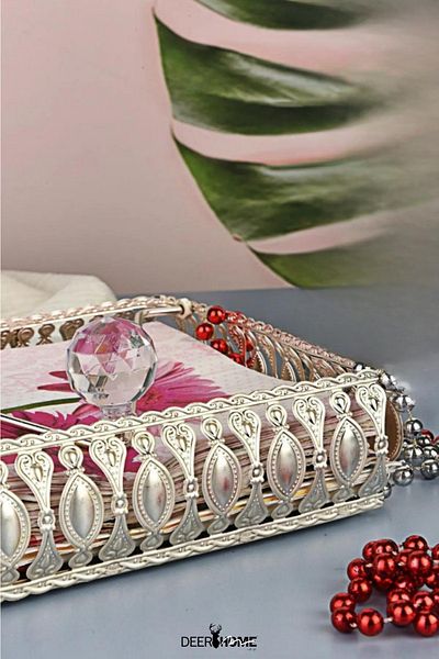MCA Deerhome Deerhome Luxury Metal Mirrored Square Napkin Holder Crystal Knob