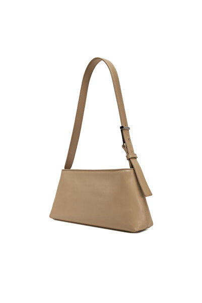 Calvin Klein Kadın Ayarlanabilir Omuz Askılı Marka Logo Baskılı Deri Ekru Omuz Çantası K60K612550-W75