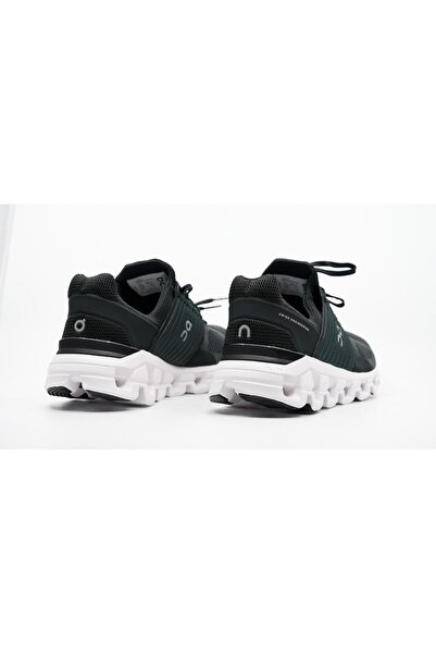 On Running Cloudswift 2  Siyah Beyaz  Erkek  41.99585