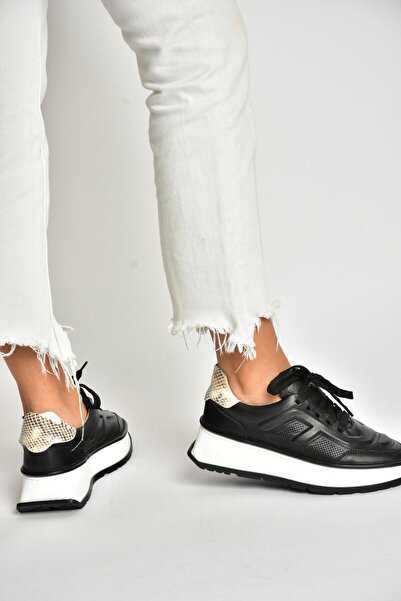 Fox Shoes U555605603 Siyah Hakiki Deri Kalın Tabanlı Spor Ayakkabı Sneakers