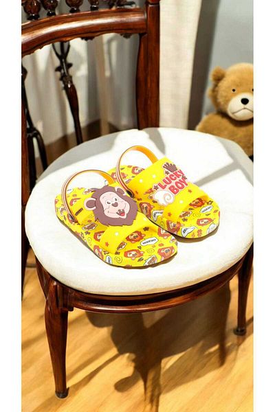 gigigiyim Boy's Sandals - Yellow Slippers with Lion Print