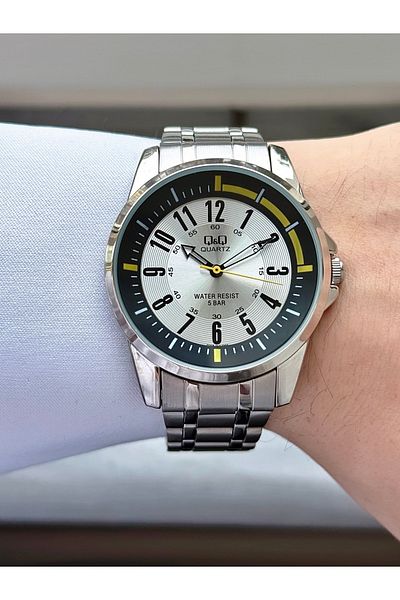 Q&Q Men's Metal Cord Wristwatch