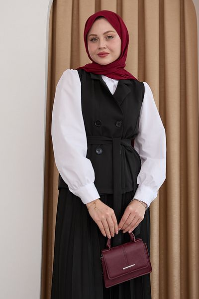 InStyle بدلة سوداء ذات ياقة مزدوجة الصدر مع تنورة مطوية