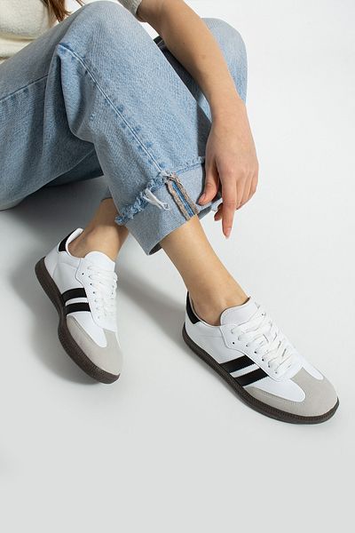 Bayramoğlu White Black Striped Flat Sole Lace-Up Women's Sports Shoes