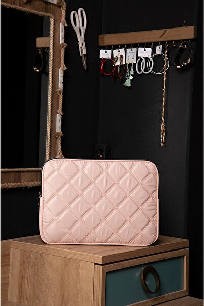 Polina Macbook Air Pro 13 13.3 14 Inç Uyumlu Su Geçirmez Kapitone Kılıf Lapto...