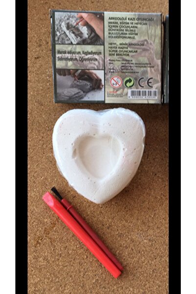 AZİZ OYUNCAK Heart Shaped 8-Piece Dinosaur Excavation Toy Activity Set.. Archaeological Excavation Kit Dinosaur