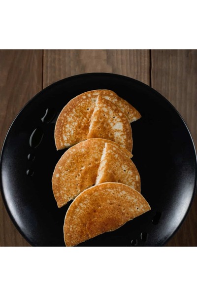 Cesiro Style and Subtlety: The Set of 6 Matte Black Plates!