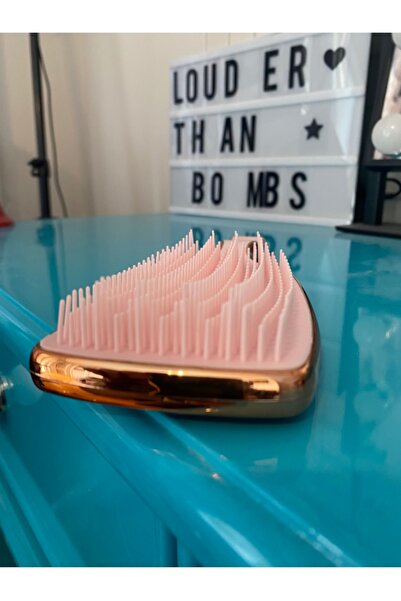LAND OF MYTH Lom1261 Wet and Dry Hair Lightening Combing Brush (Bronze Gold-Pink)