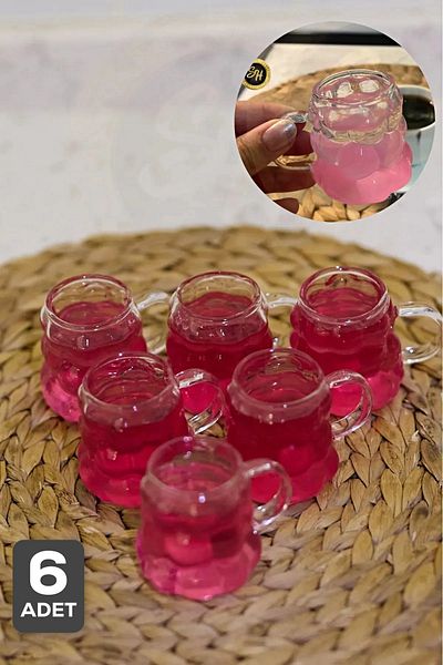 Tilbe Home 90 ml Shaped Glass with Mini Sticks Coffee and Grape Presentation Glass Heat Resistant