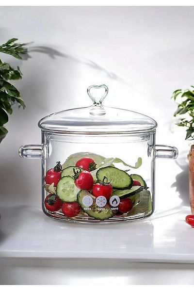 Tilbe Home 1900 ml Borosilicate Clear Pot with Handle - Heart Figured, Heat Resistant Stovetop