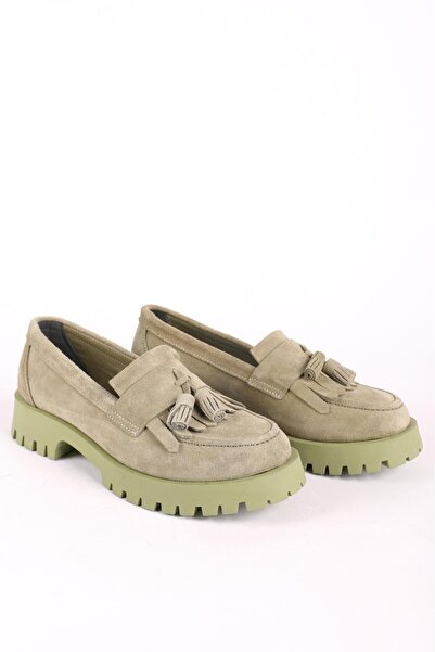 Hayati Arman حذاء نسائي من الجلد الطبيعي مزين بشرابة من الجلد المدبوغ باللون ...