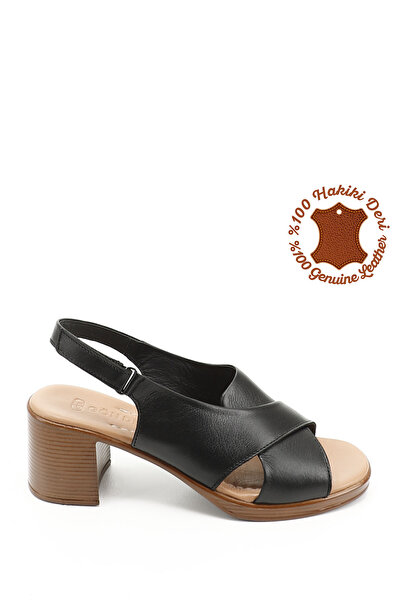 GÖNDERİ(R) صندل نسائي/بناتي من الجلد الطبيعي بكعب سميك وشريط فيلكرو أسود